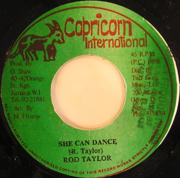 She Can Dance