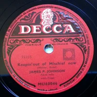 Keepin' Out Of Mischief Now / Ain't Misbehavin'
