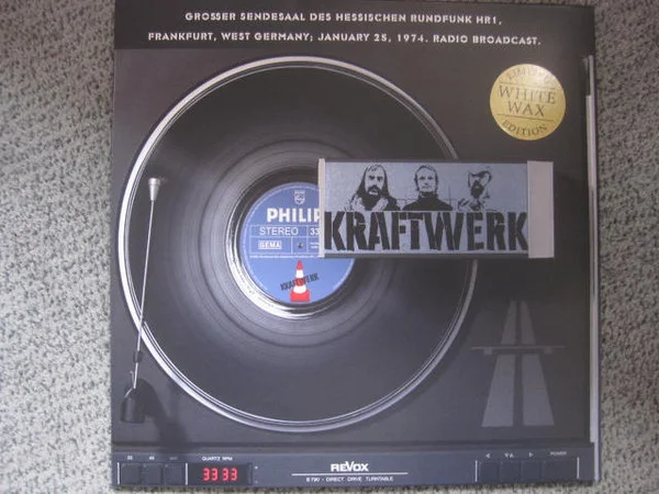 Grosser Sendesaal Des Hessischen Rundfunk HR1, Frankfurt, West Germany; January 25, 1974. Radio Broadcast.