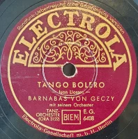 Tango Bolero / Victoria Regia