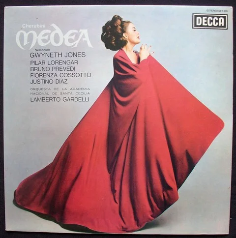 Medea - Selección