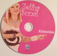 Aldatıldık