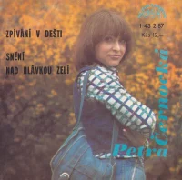 Zpívání V Dešti / Snění Nad Hlávkou Zelí
