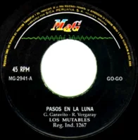 Pasos En La Luna / Suspenso En El Espacio