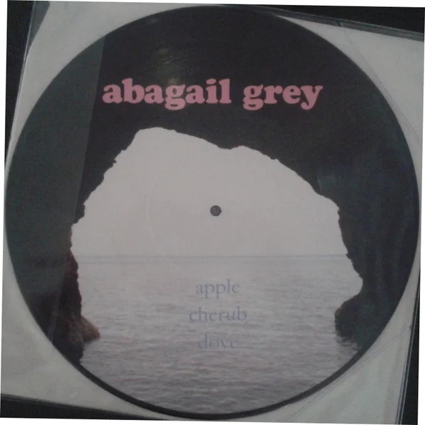 Apple Cherub Dove