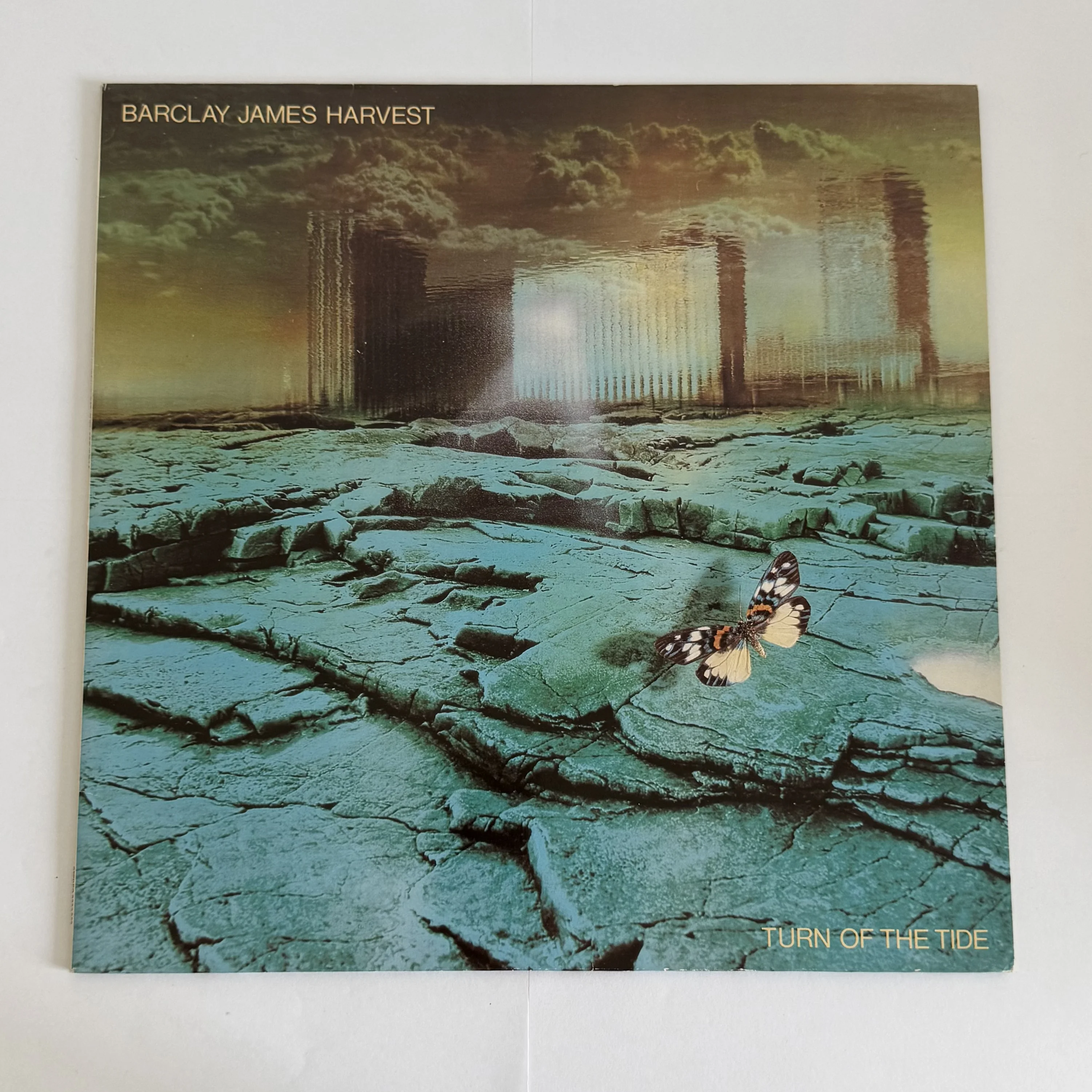 Barclay James Harvest — Turn of the Tide
