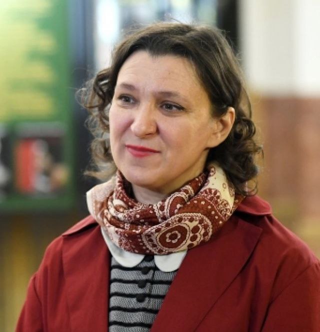 Надо довериться Богу. Но не сделать вид, а довериться по-настоящему…