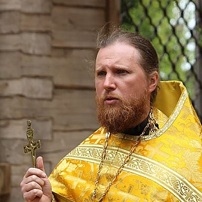 Священник Дмитрий Николаев