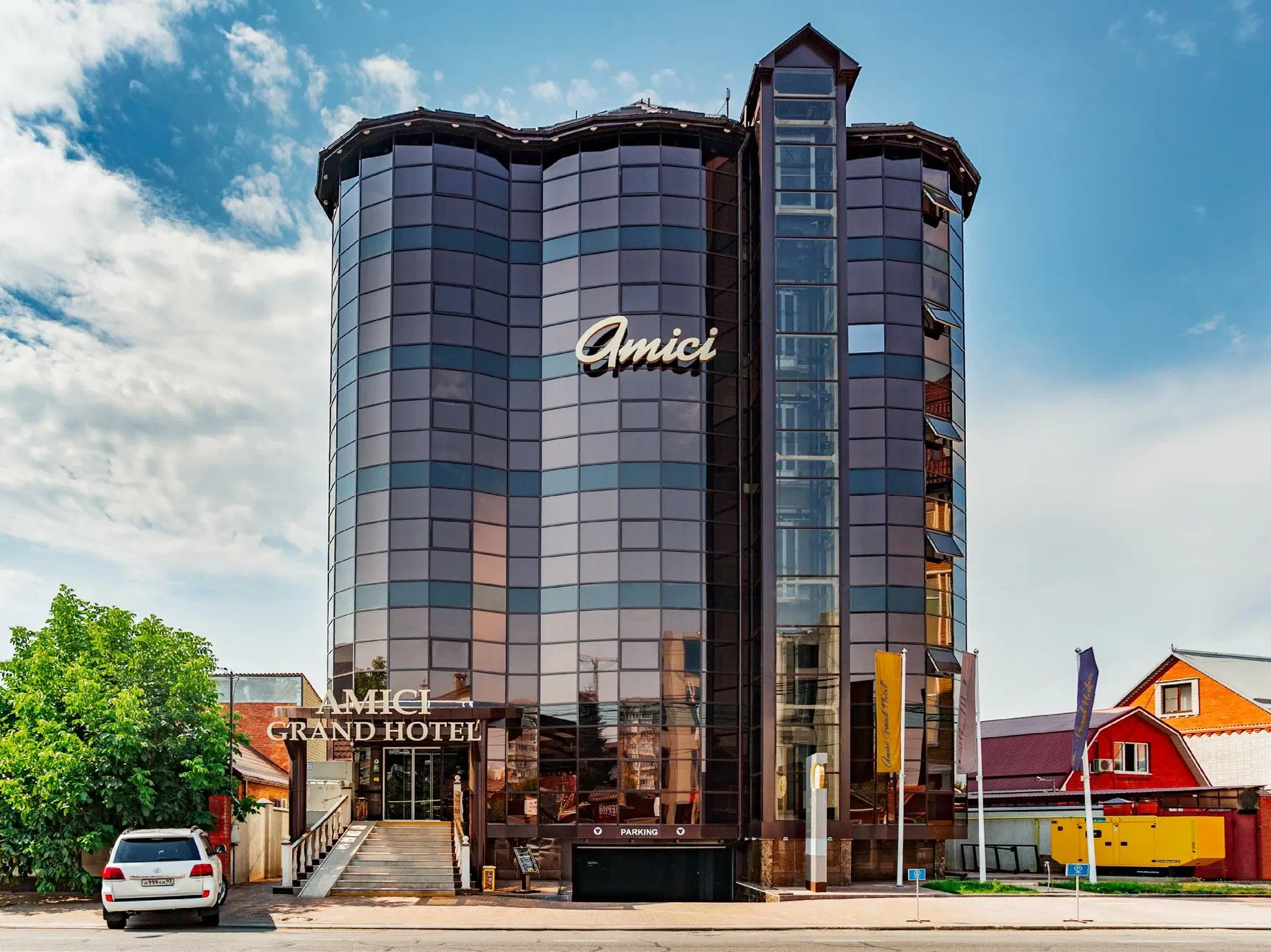 Amici Grand Hotel — фото 1