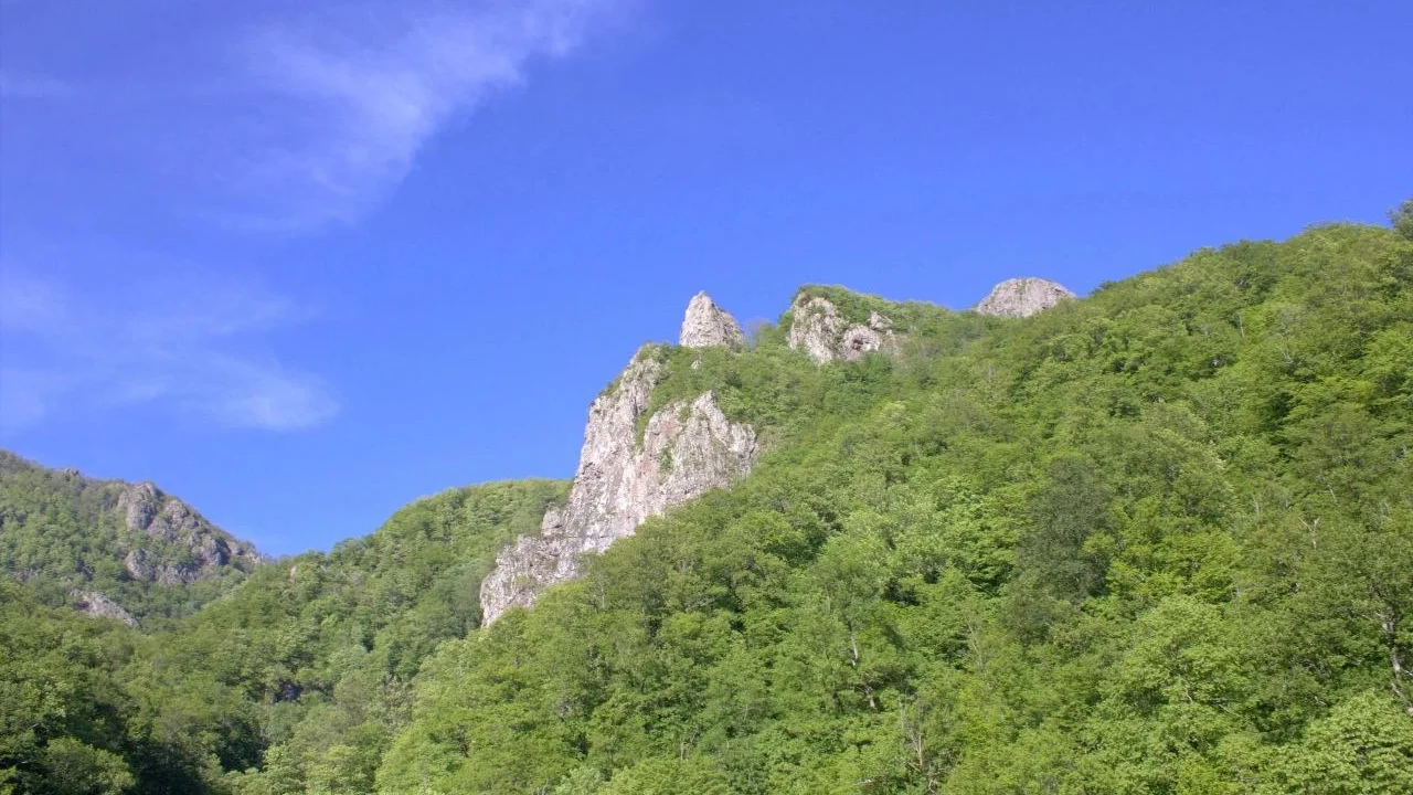 Гора Два Брата