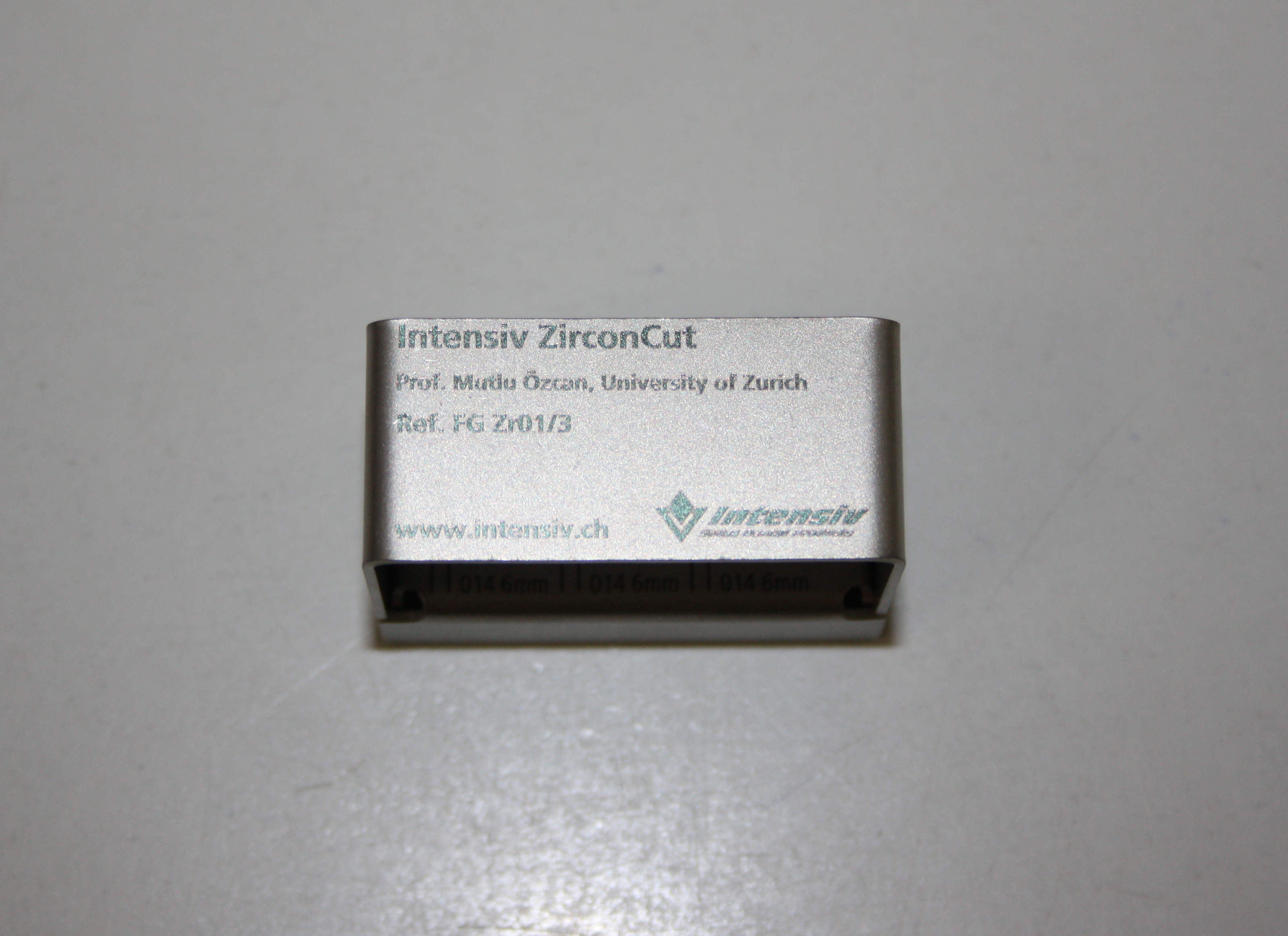 Боры FG Zr01/3, цилиндр с кромкой 90°, диам.014, 6мм., 3шт., арт: FG Zr01/3
