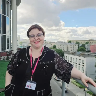 Елена Маркова