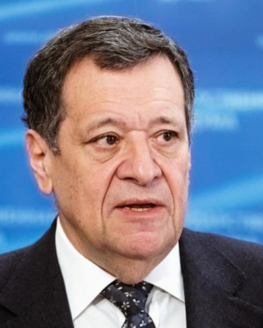 Андрей Макаров