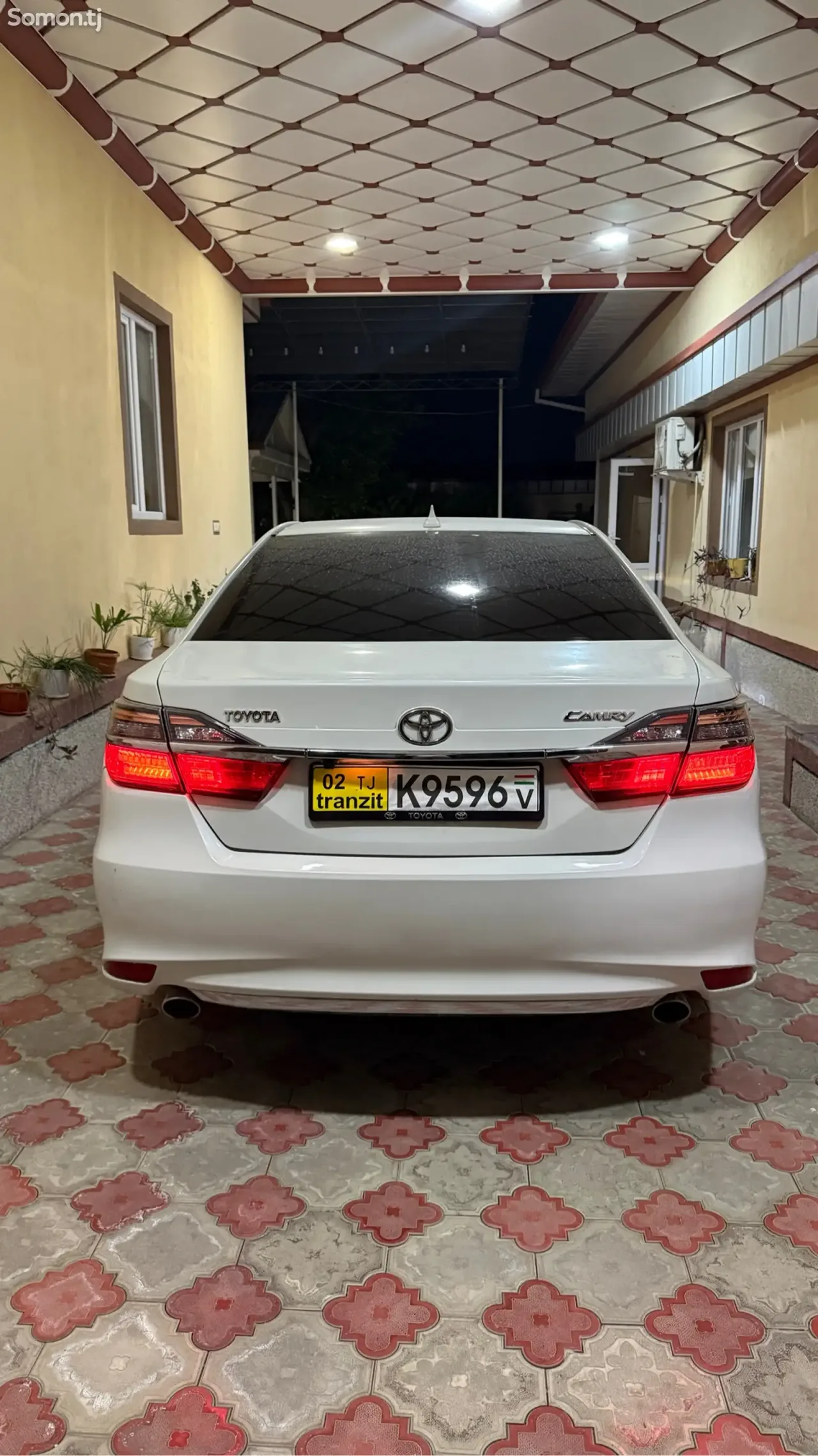 Toyota Camry 2013 · 2.5 AT