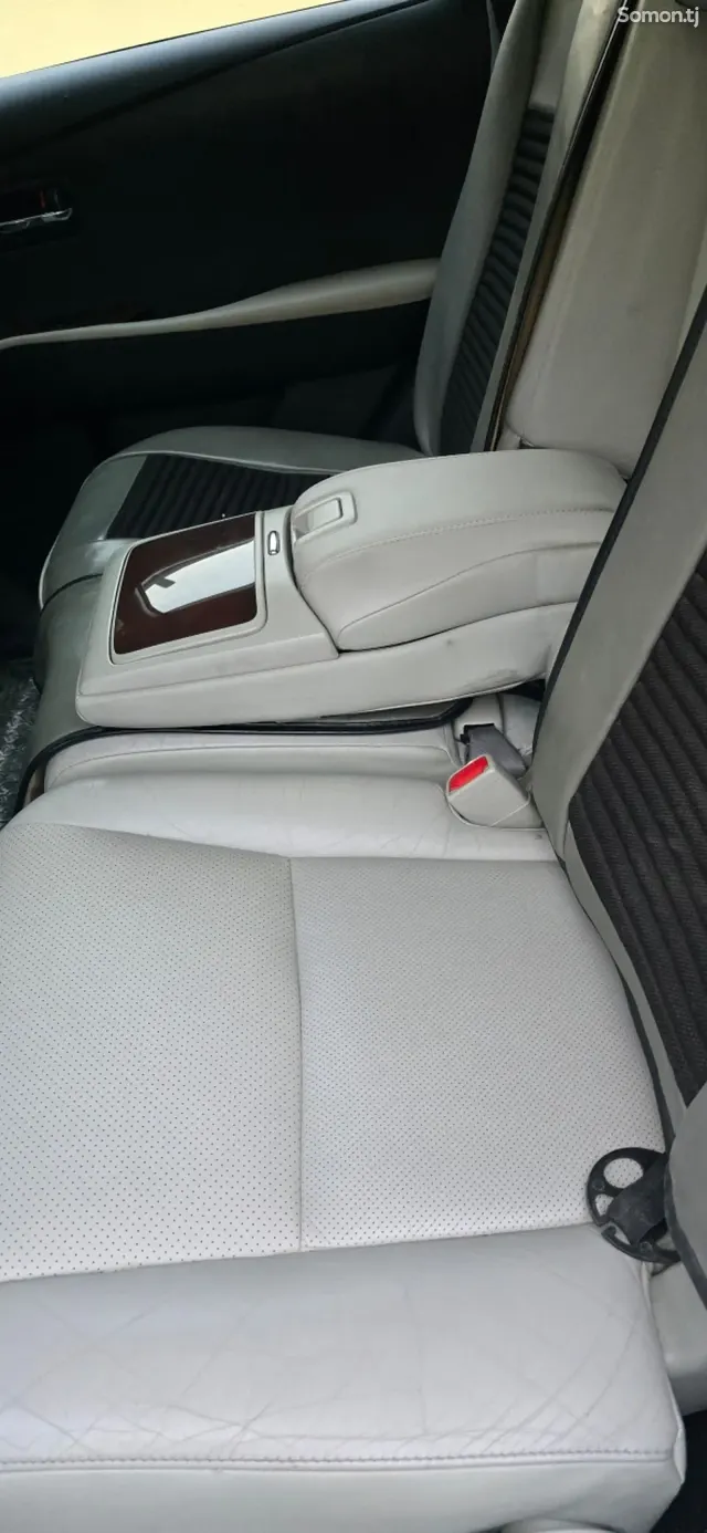 Lexus RX series 2011 · 4.5 AT