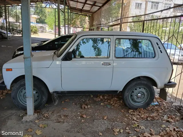 Lada (ВАЗ) Нива 2014 · 1.7 MT