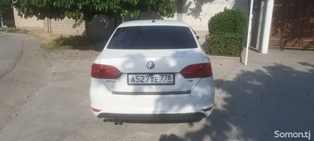 Volkswagen Jetta 2014 · 1.4 MT