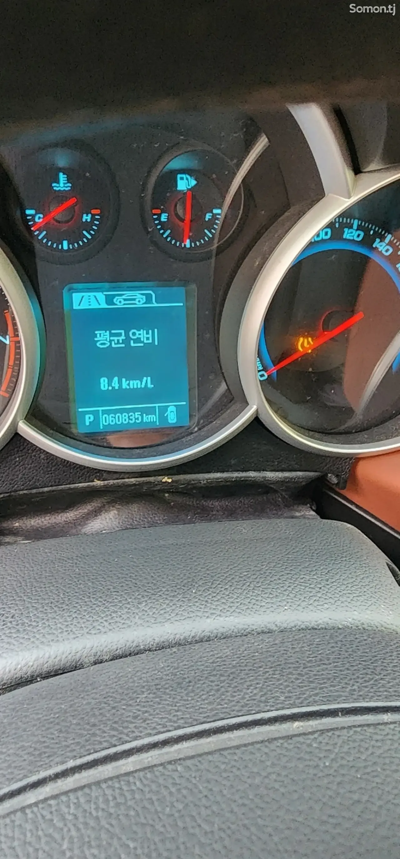 Chevrolet Cruze 2015 · 1.8 AT