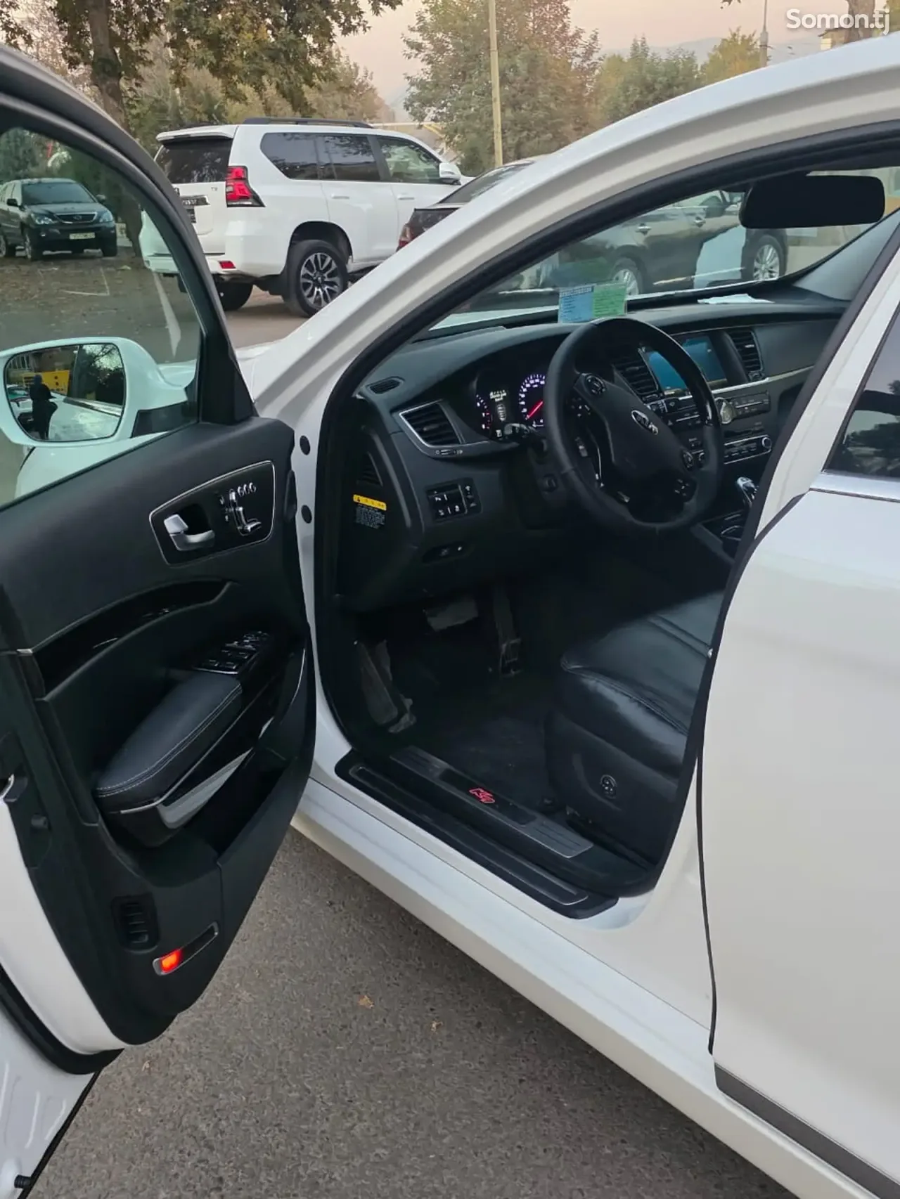 Kia K9 2014 · 3.3 AT