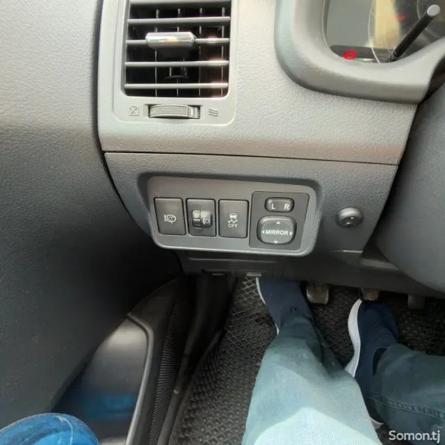 Toyota Corolla 2008 · 1.6 MT