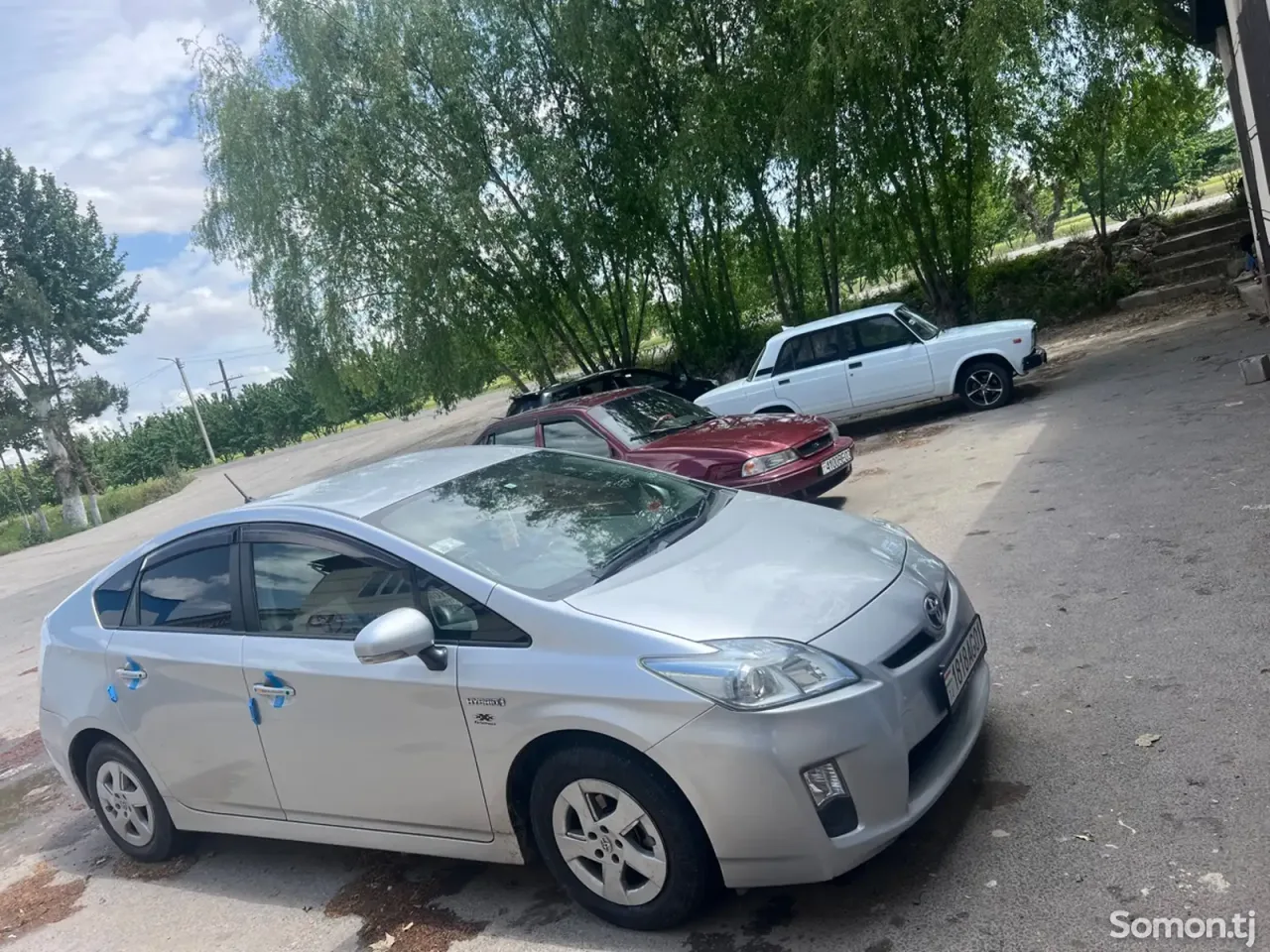 Toyota Prius 2010 · 1.8 CVT