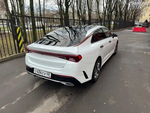 Kia K5 2022 · 1.6 AT