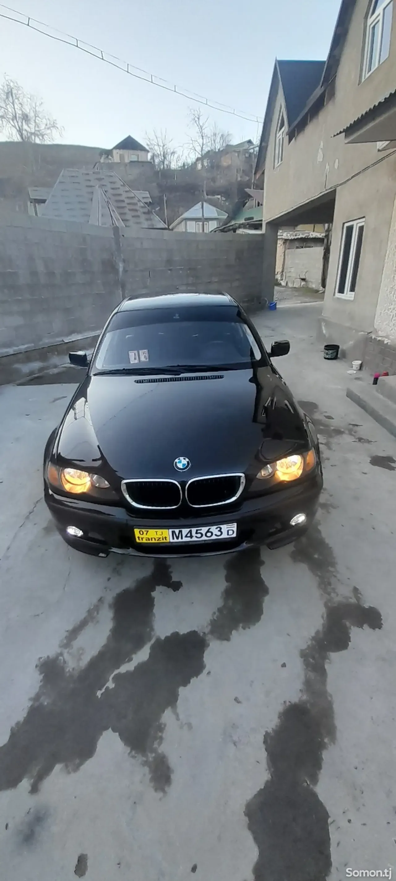 BMW 3 series 2003 · 1.8 MT