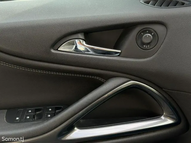 Opel Zafira 2018 · 1.4 MT