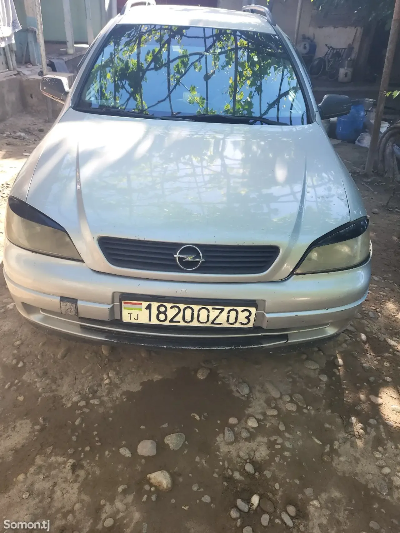 Opel Astra G 1999 · 1.6 MT