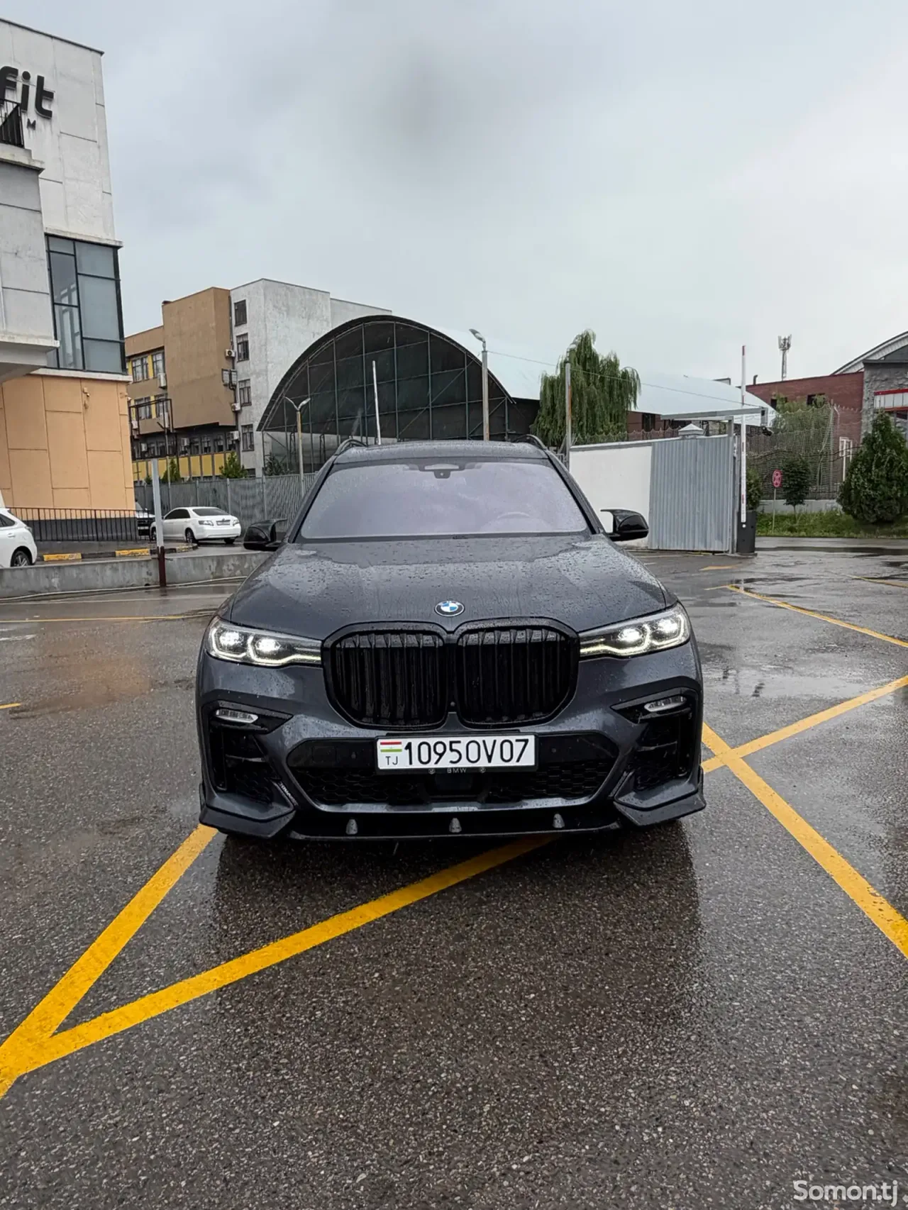 BMW X7 2022 · 4.0 AT