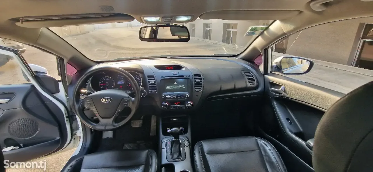 Kia K3 2015 · 1.8 AT