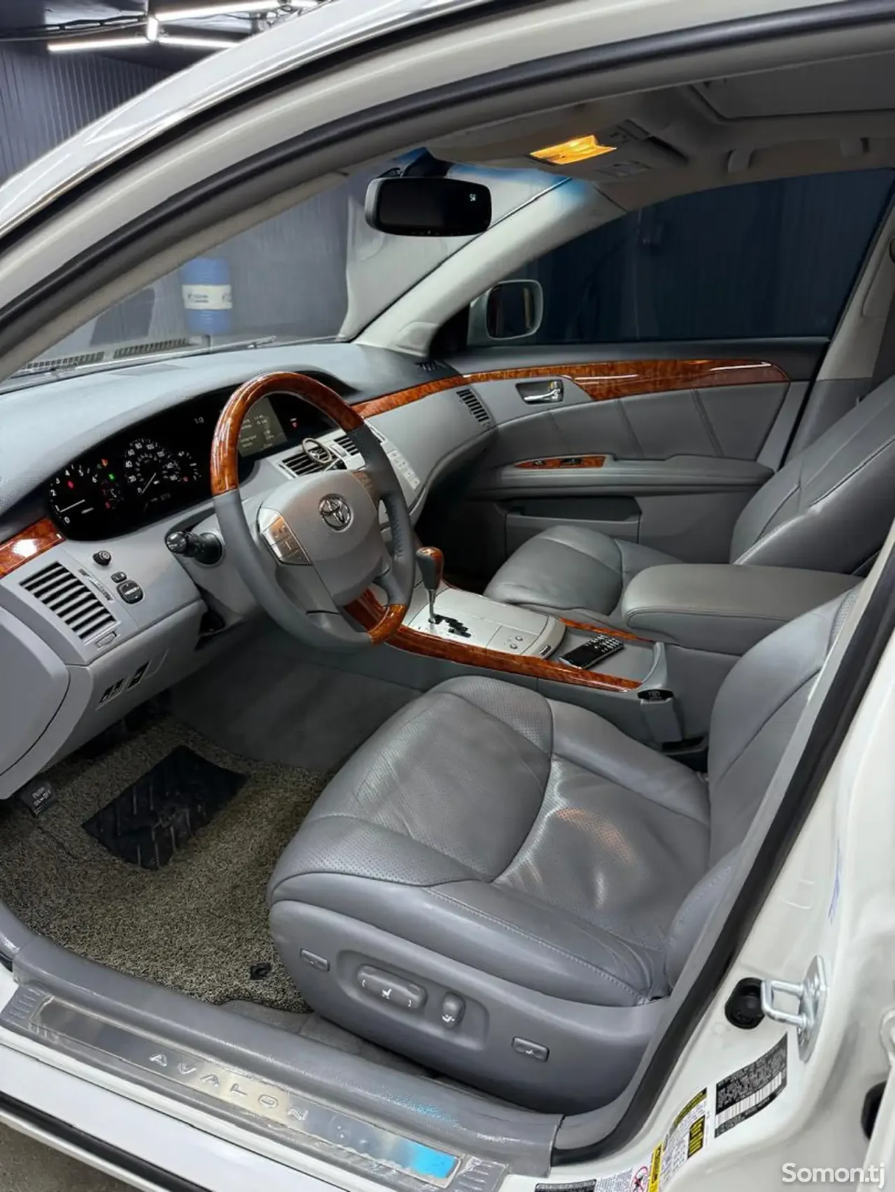 Toyota Avalon 2008 · 3.5 AT