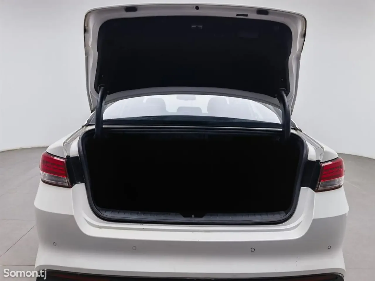Kia K5 2016 · 1.6 AT