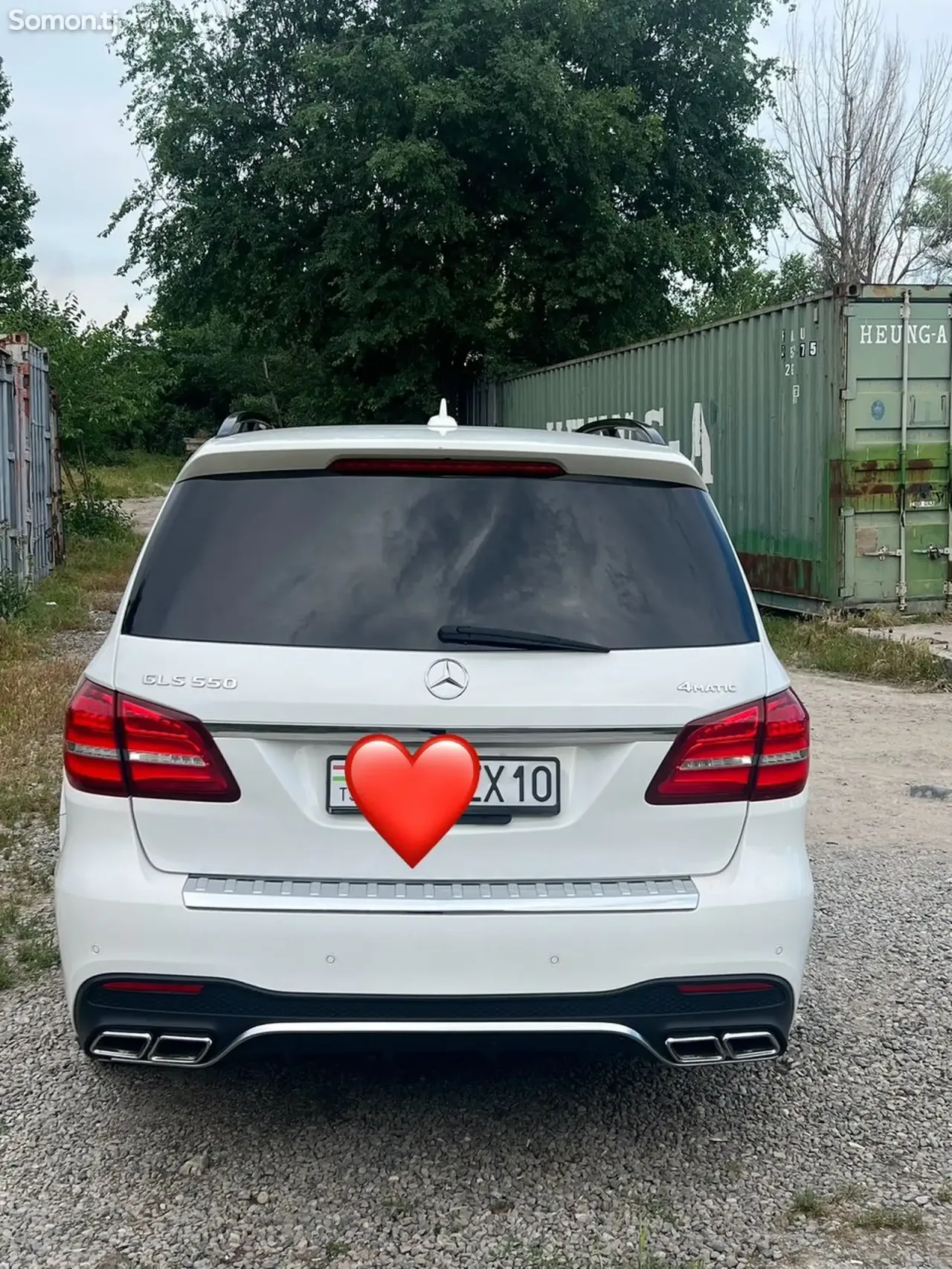 Mercedes-Benz GLS 2017 · 5.5 AT