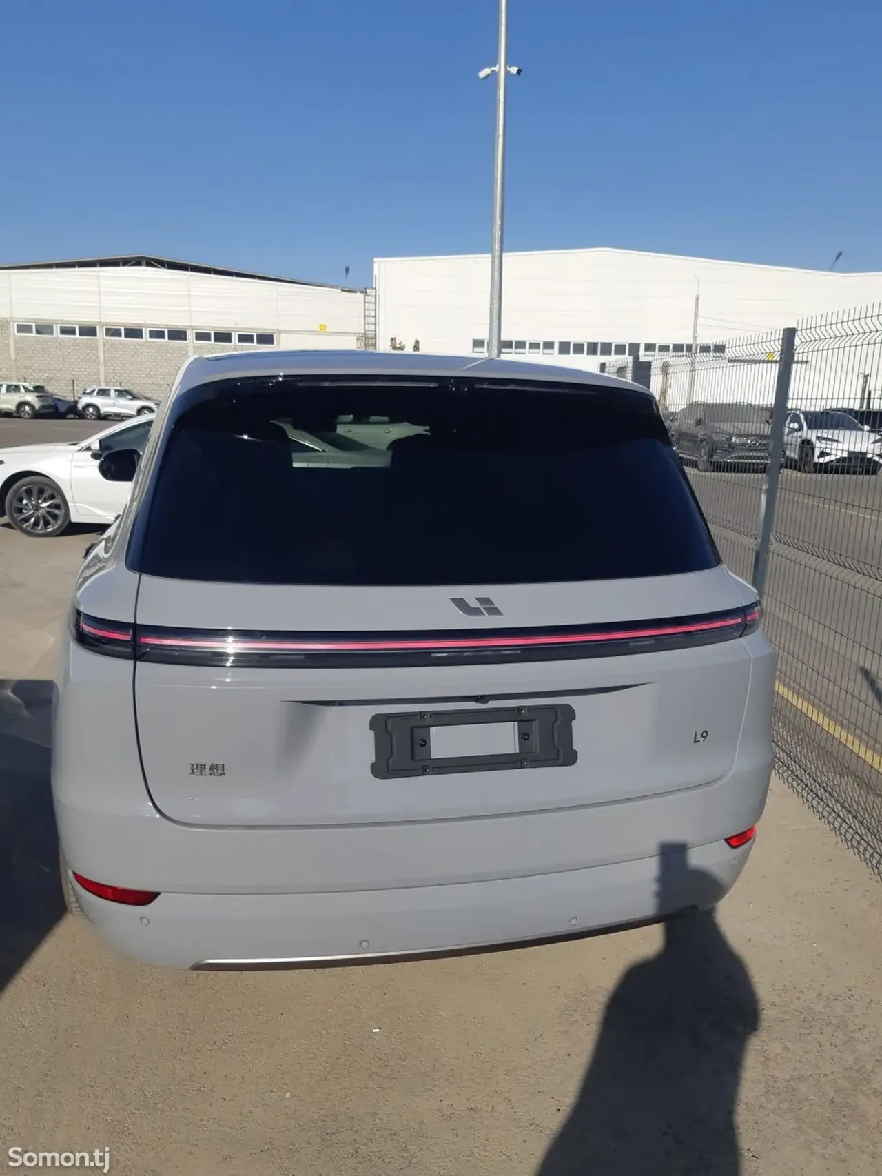 Li Auto (Lixiang) L9 2025 · 2.0 AMT