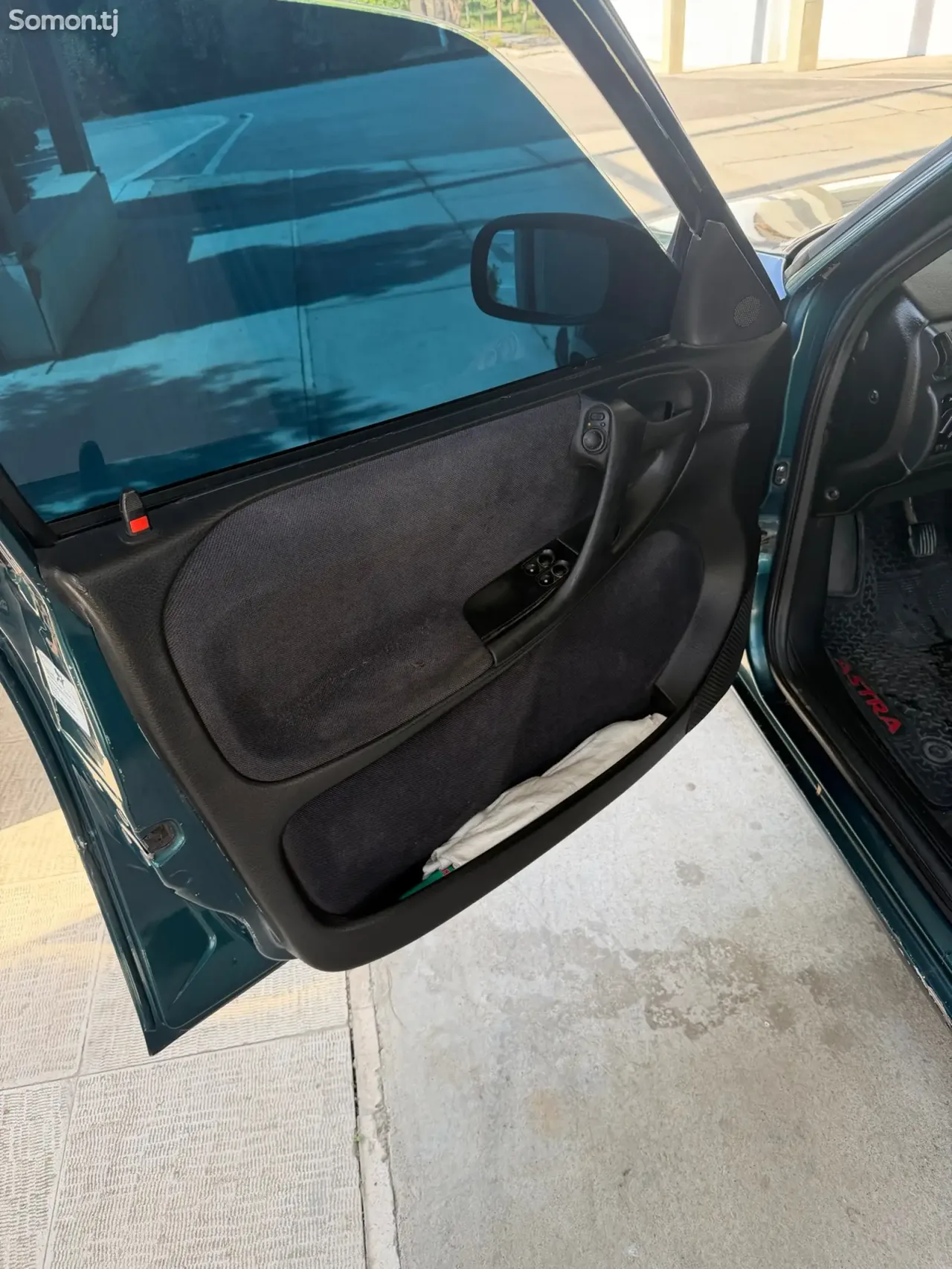 Opel Astra F 1997 · 1.6 MT