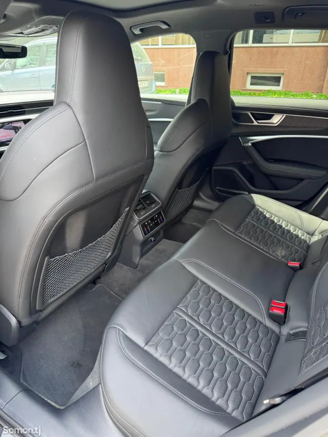 Audi RS6 2026 · 4.0 AT