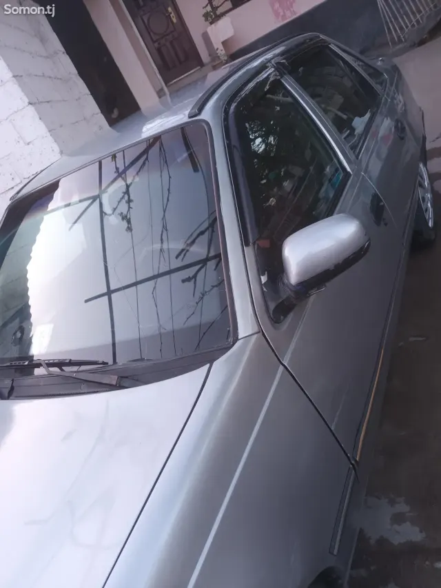 Daewoo Nexia 1995 · 1.6 MT