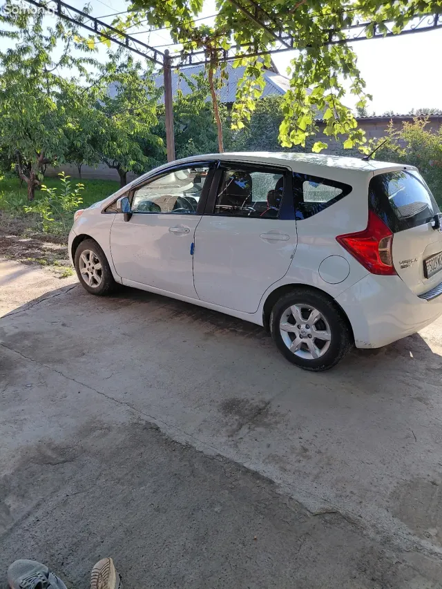 Nissan Versa 2015 · 1.6 AT