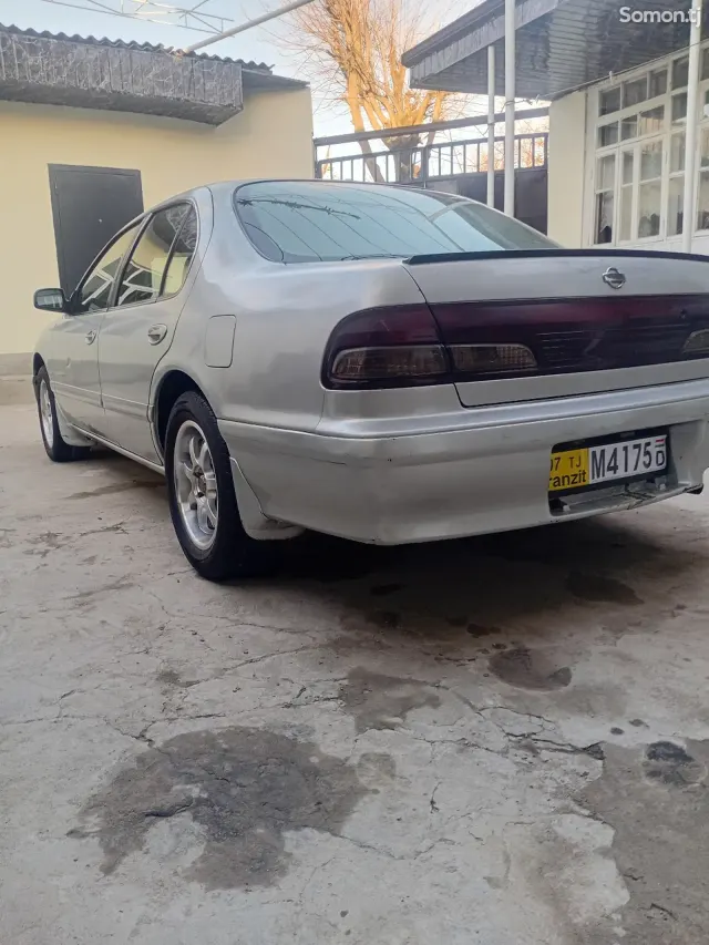 Nissan Maxima 1997 · 2.0 AT