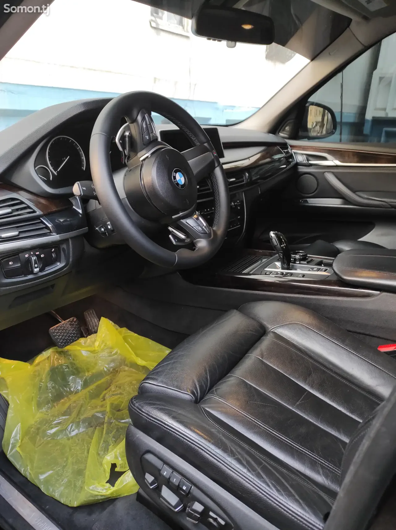 BMW 5 series 2014 · 4.4 AT