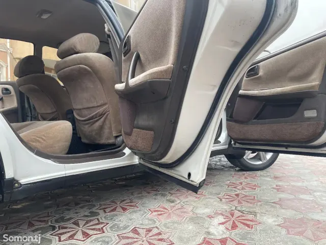 Toyota Mark II 1990 · 2.5 AT