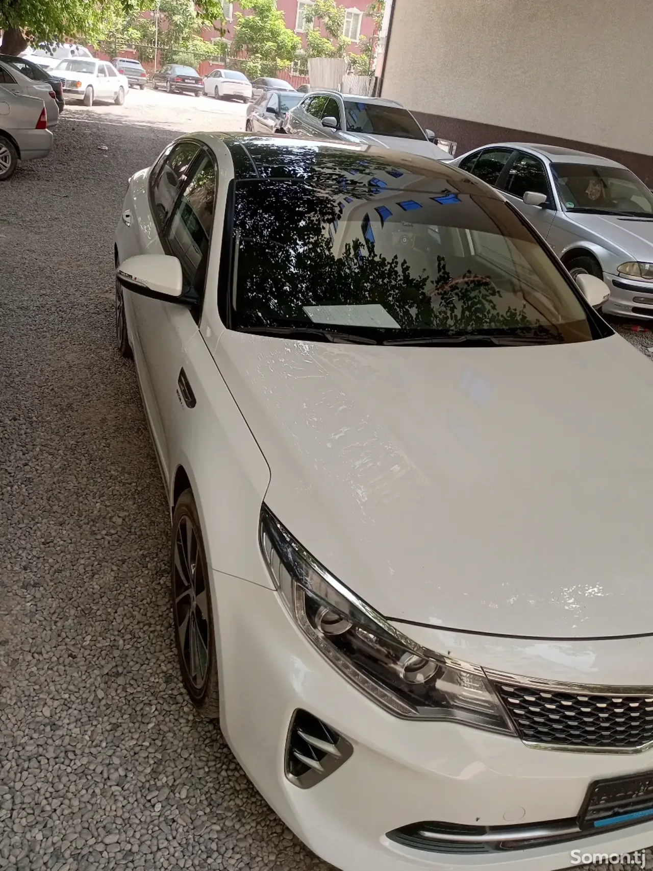 Kia K5 2016 · 2.0 AT