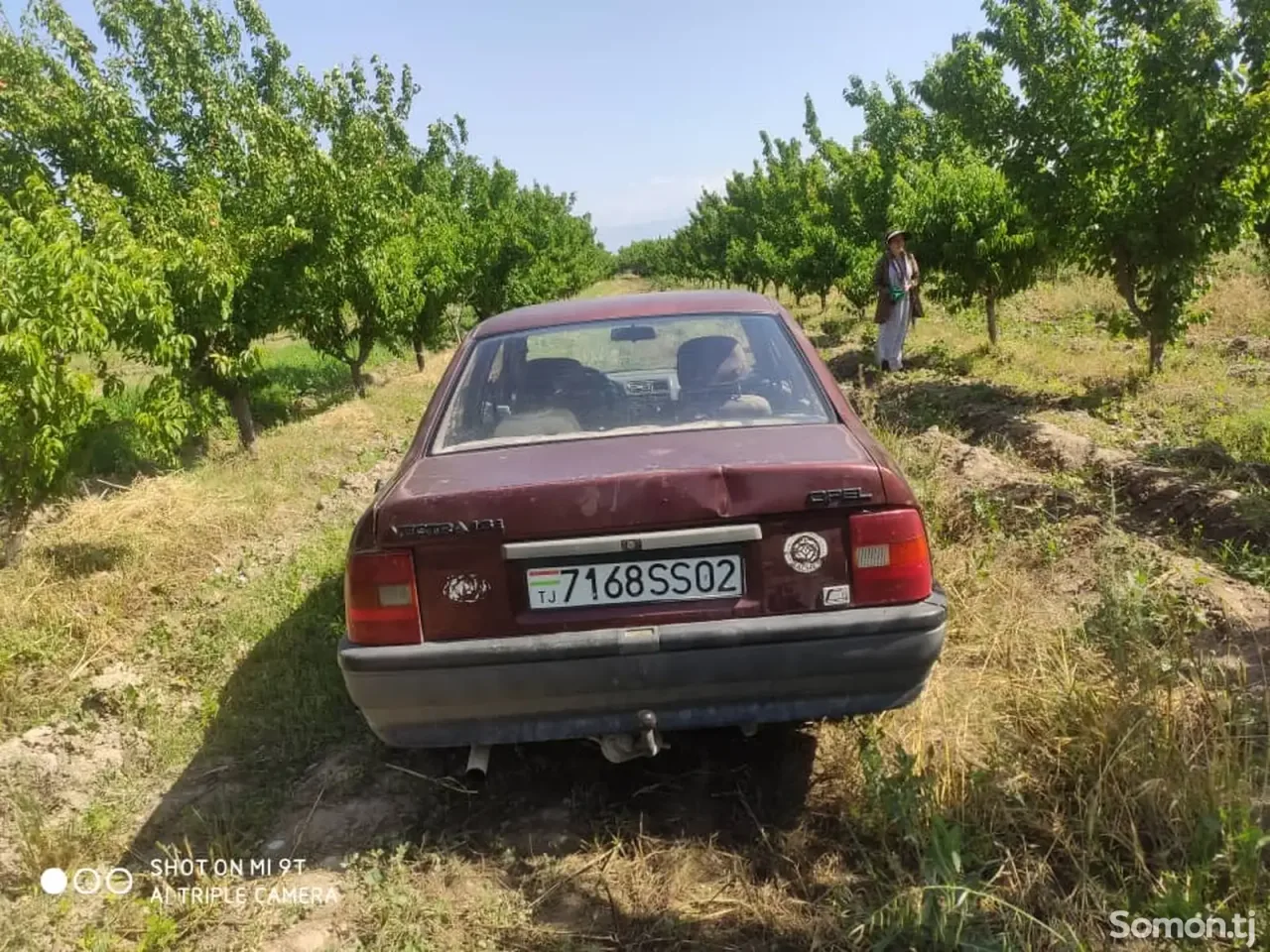 Opel Vectra A 1991 · 1.6 MT