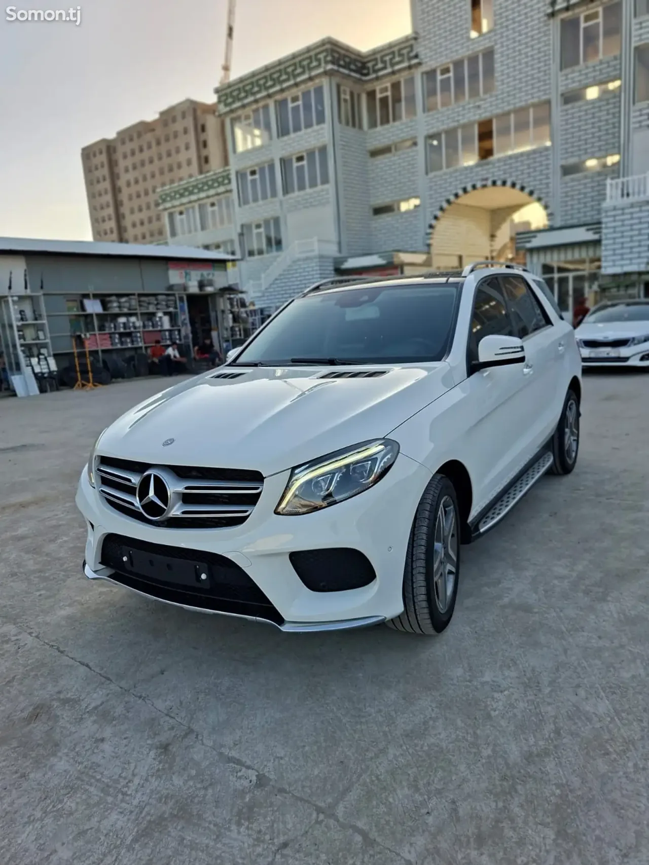 Mercedes-Benz GLE class 2017 · 4.5 AT