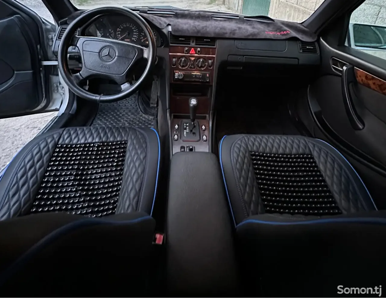 Mercedes-Benz E class 1998 · 2.0 AT