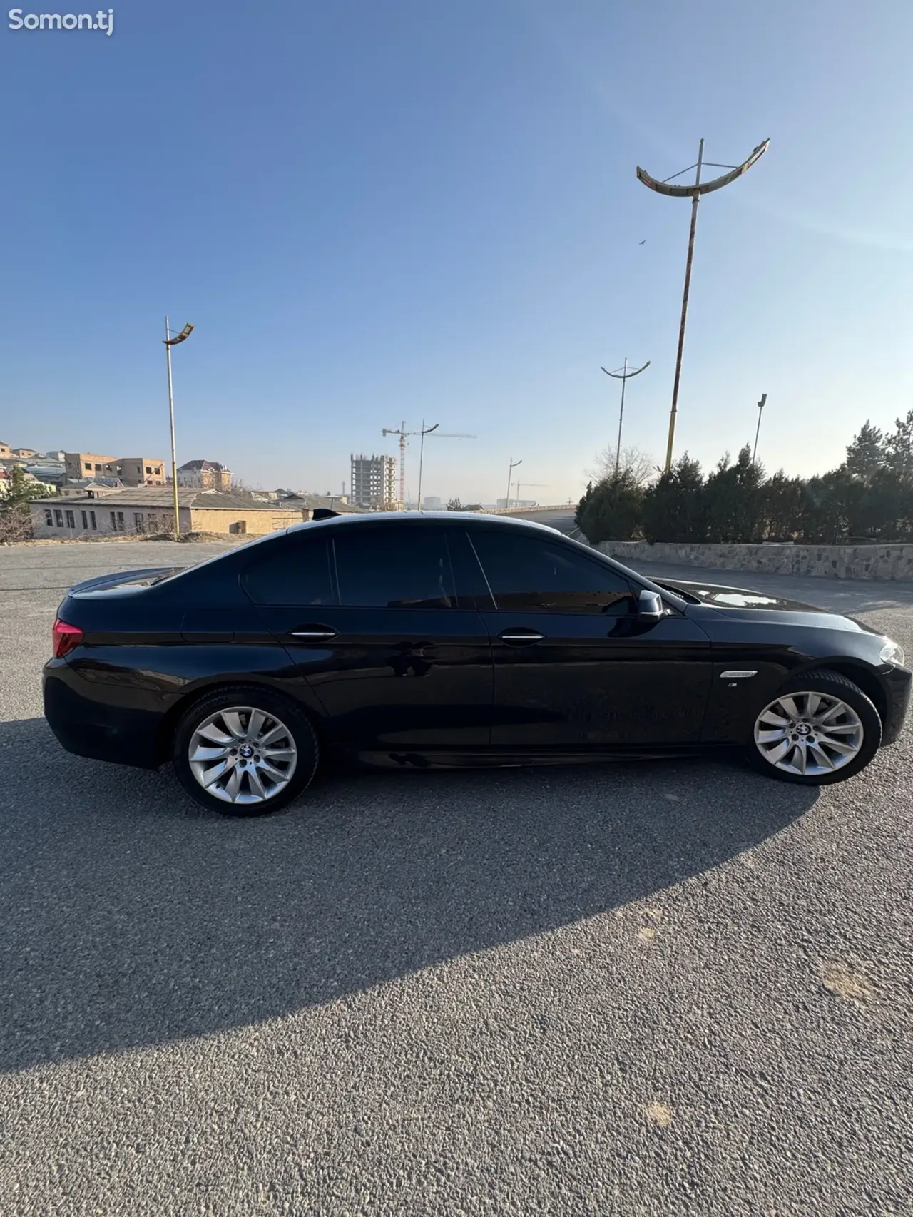 BMW 5 series 2016 · 3.0 AT