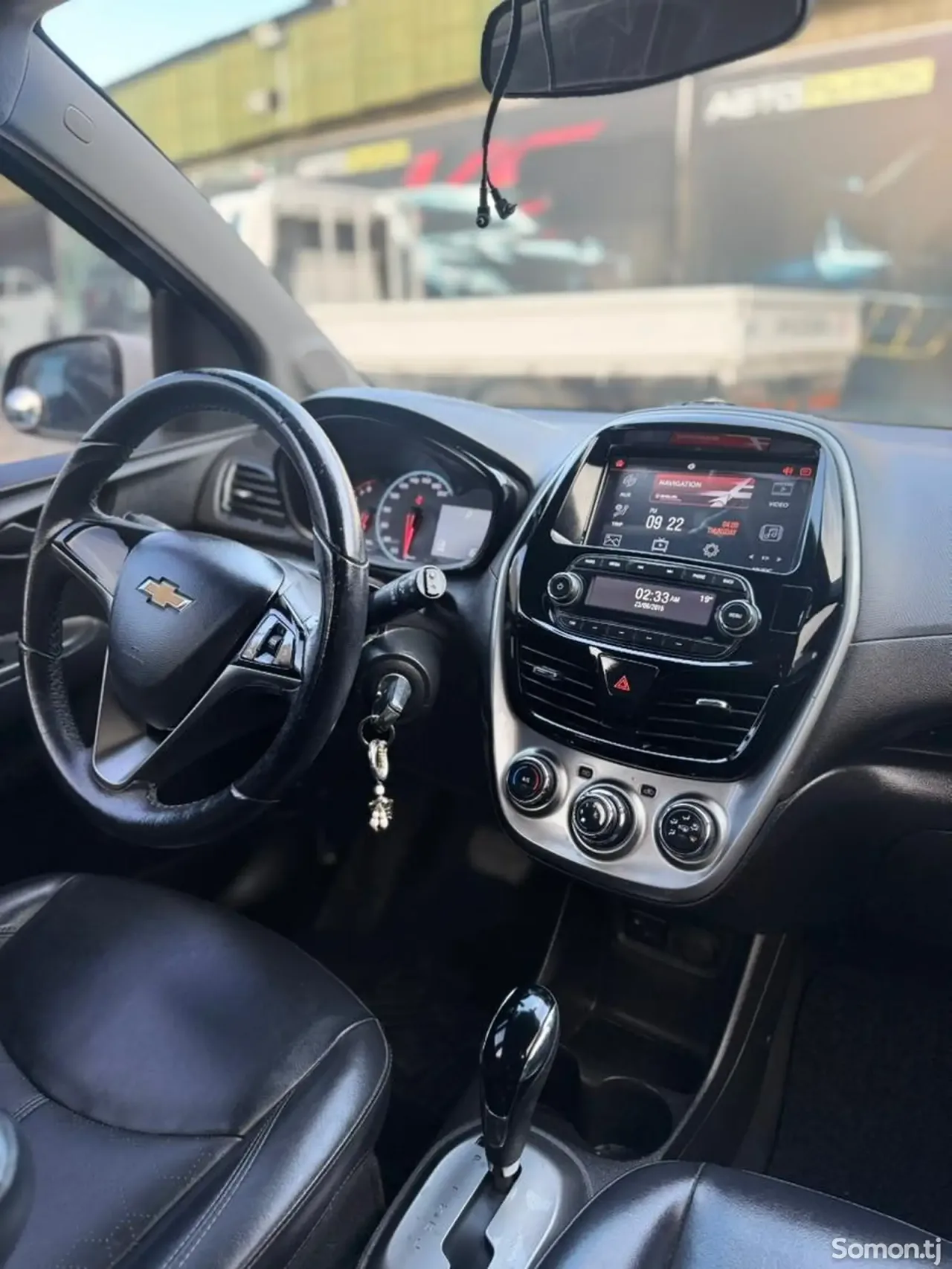Chevrolet Spark 2015 · AT