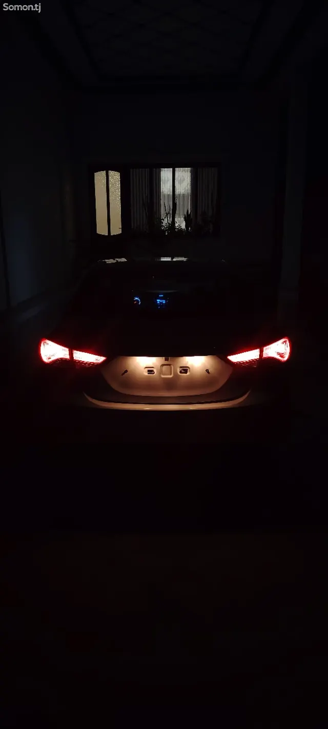 Hyundai Avante 2014 · 1.6 AT