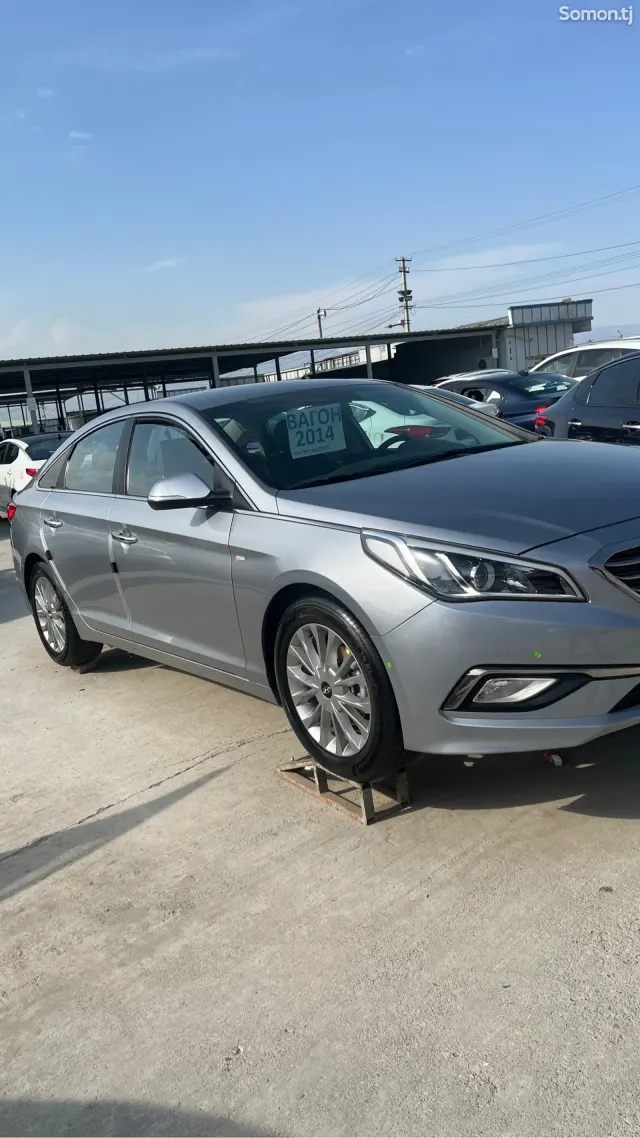 Hyundai Sonata 2014 · 2.0 AT